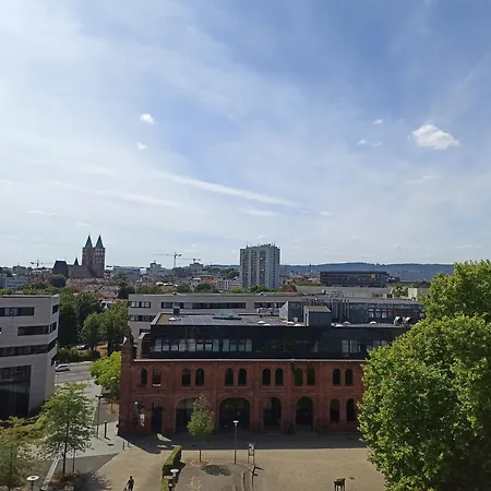 Campus Carrée - Modernes Und Zentrales In