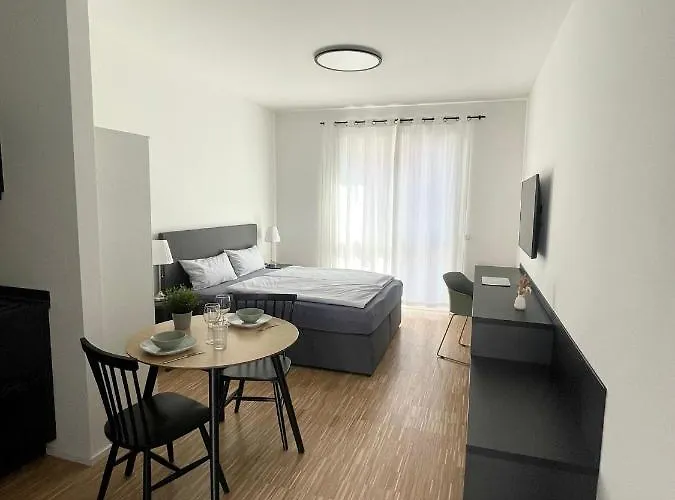 Apartment Campus Carrée - Modernes Und Zentrales In *